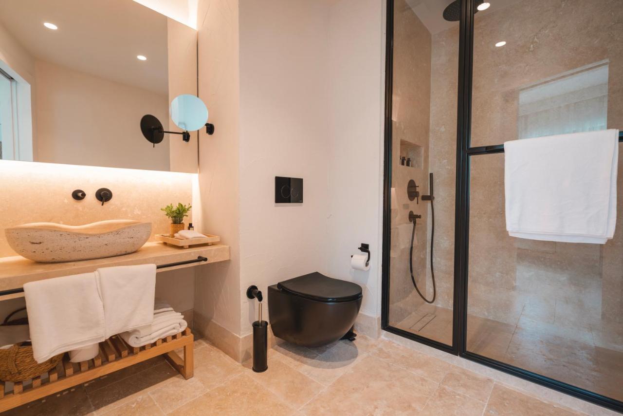 6 Rooms By Azumare Side Exterior foto